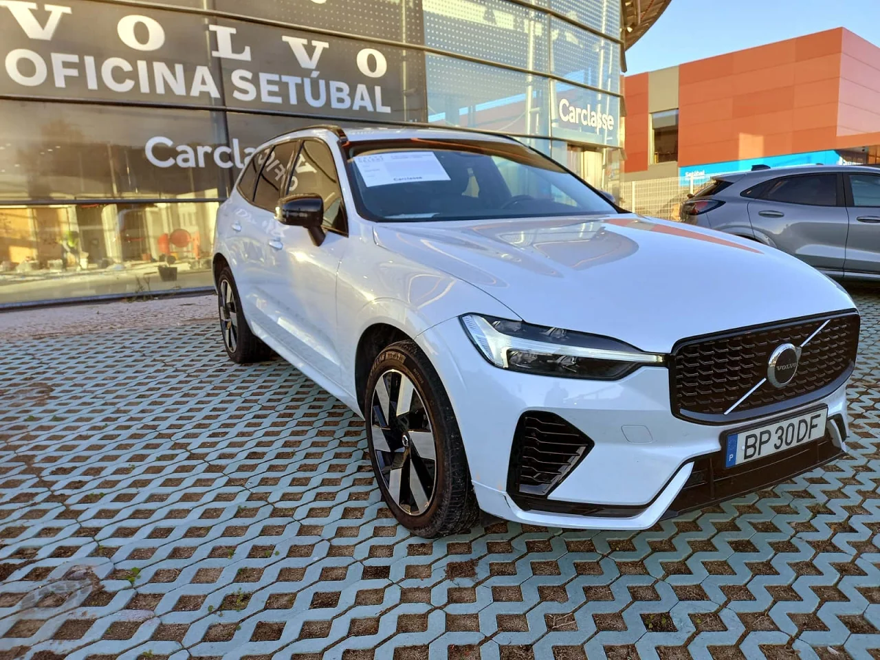 Volvo XC60 T6 Plus Dark 8