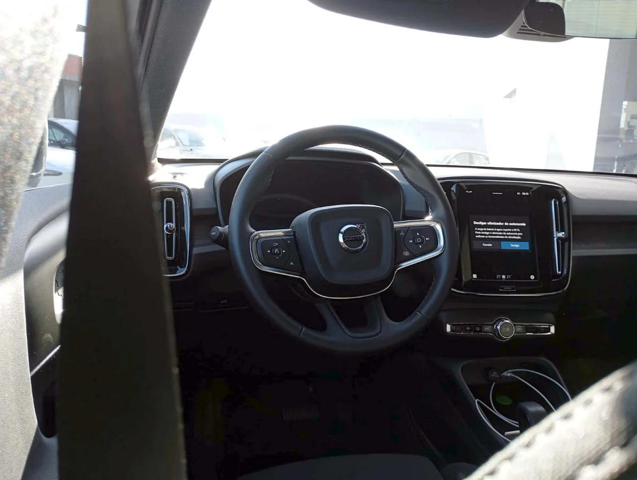 Volvo EX40 Single Motor  Extended Range Black Edition 1