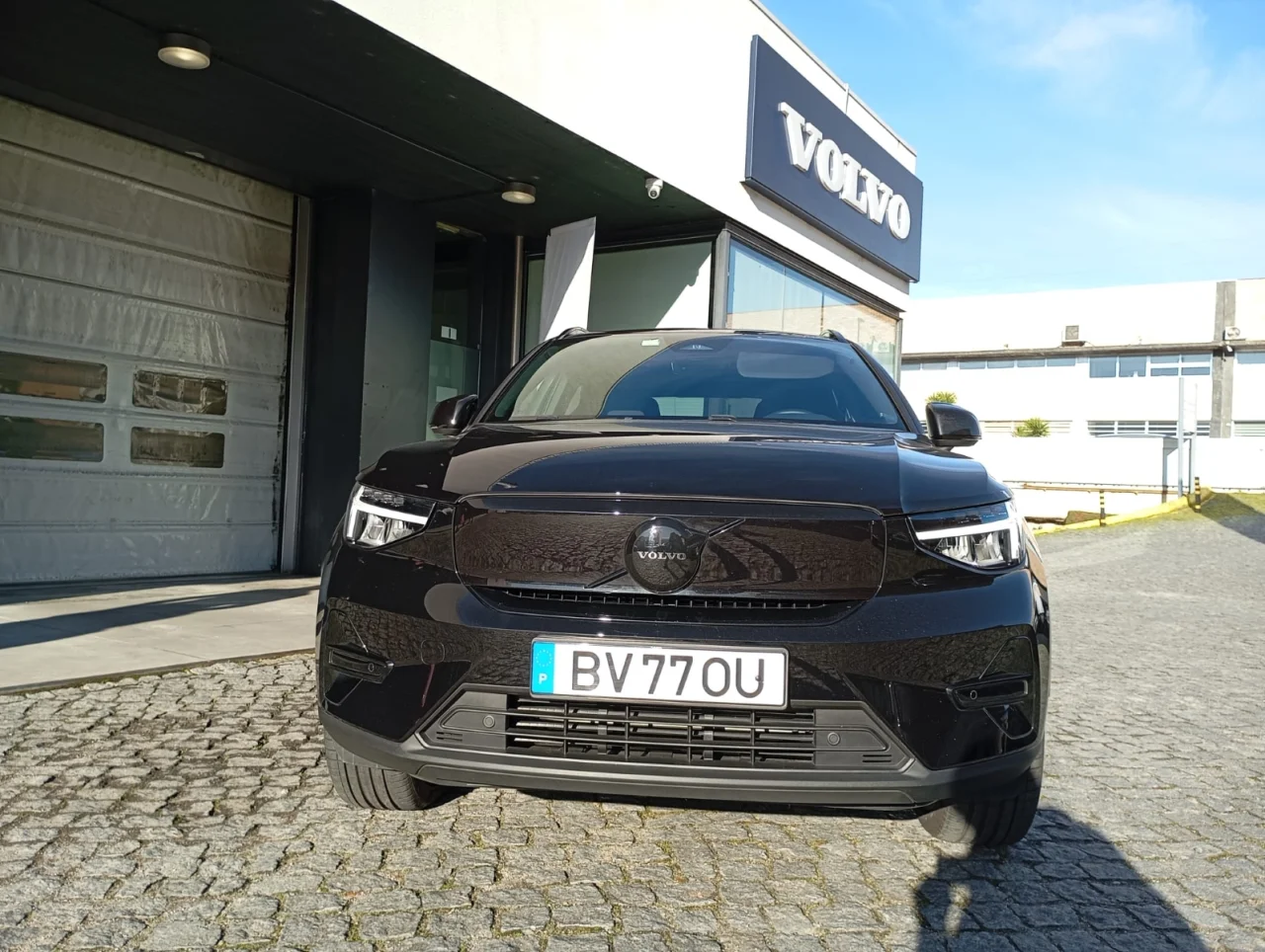 Volvo EX40 Single Motor  Extended Range Black Edition 7