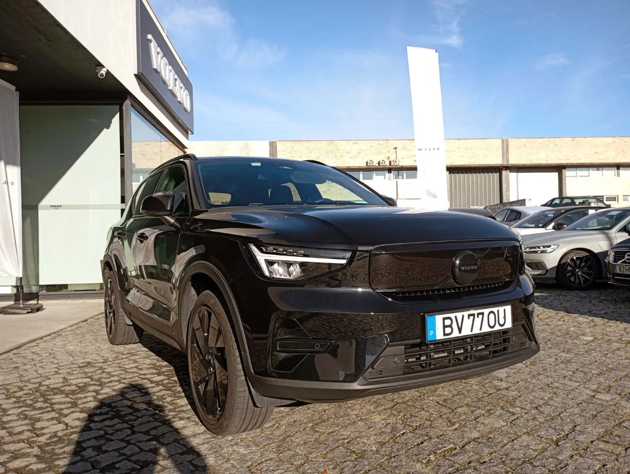 Volvo EX40 Single Motor  Extended Range Black Edition 8