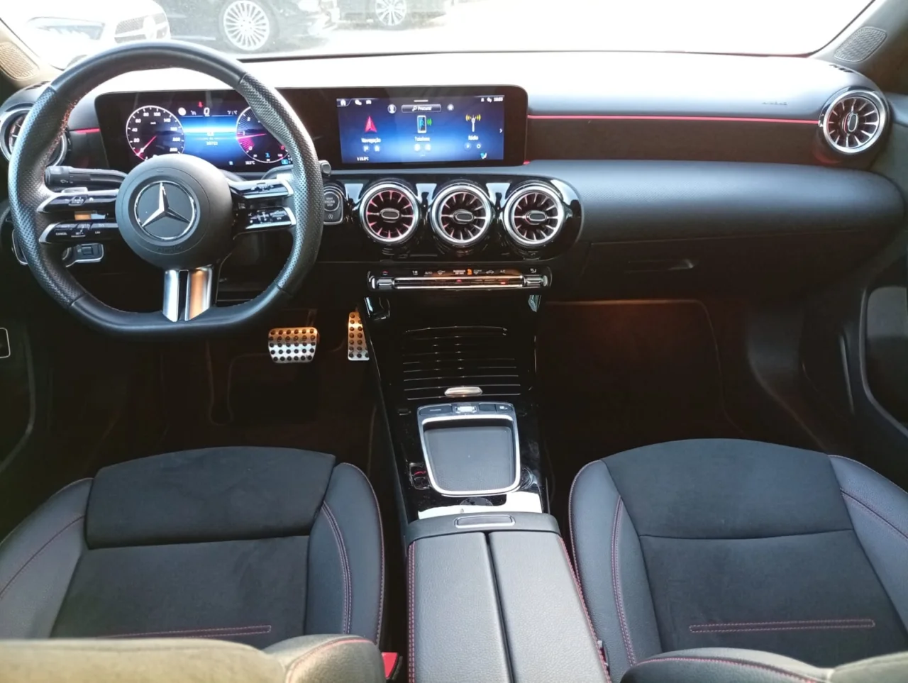 Mercedes Classe A 180d AMG Advanced Plus Limousine 3