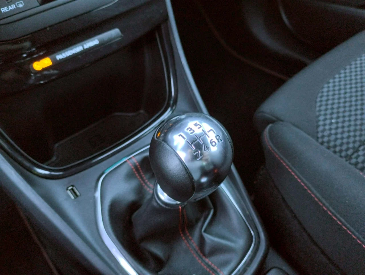 Ford Puma 1.0 Ecoboost St Line 10