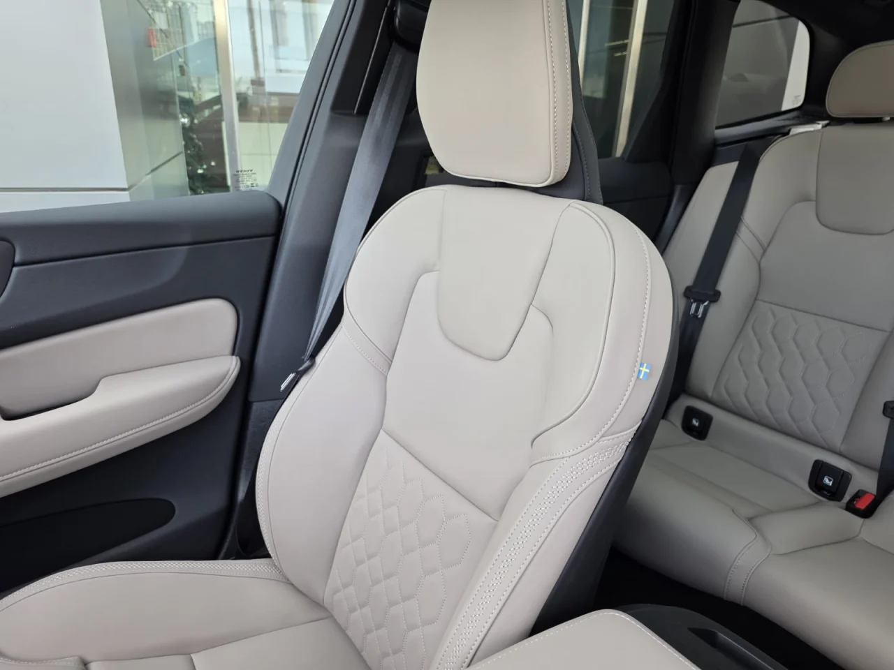 Volvo XC60 T6 350cv Plus Dark 10