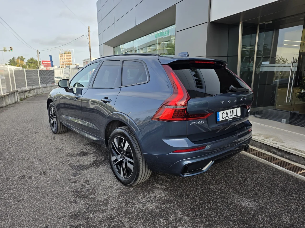 Volvo XC60 T6 350cv Plus Dark 14