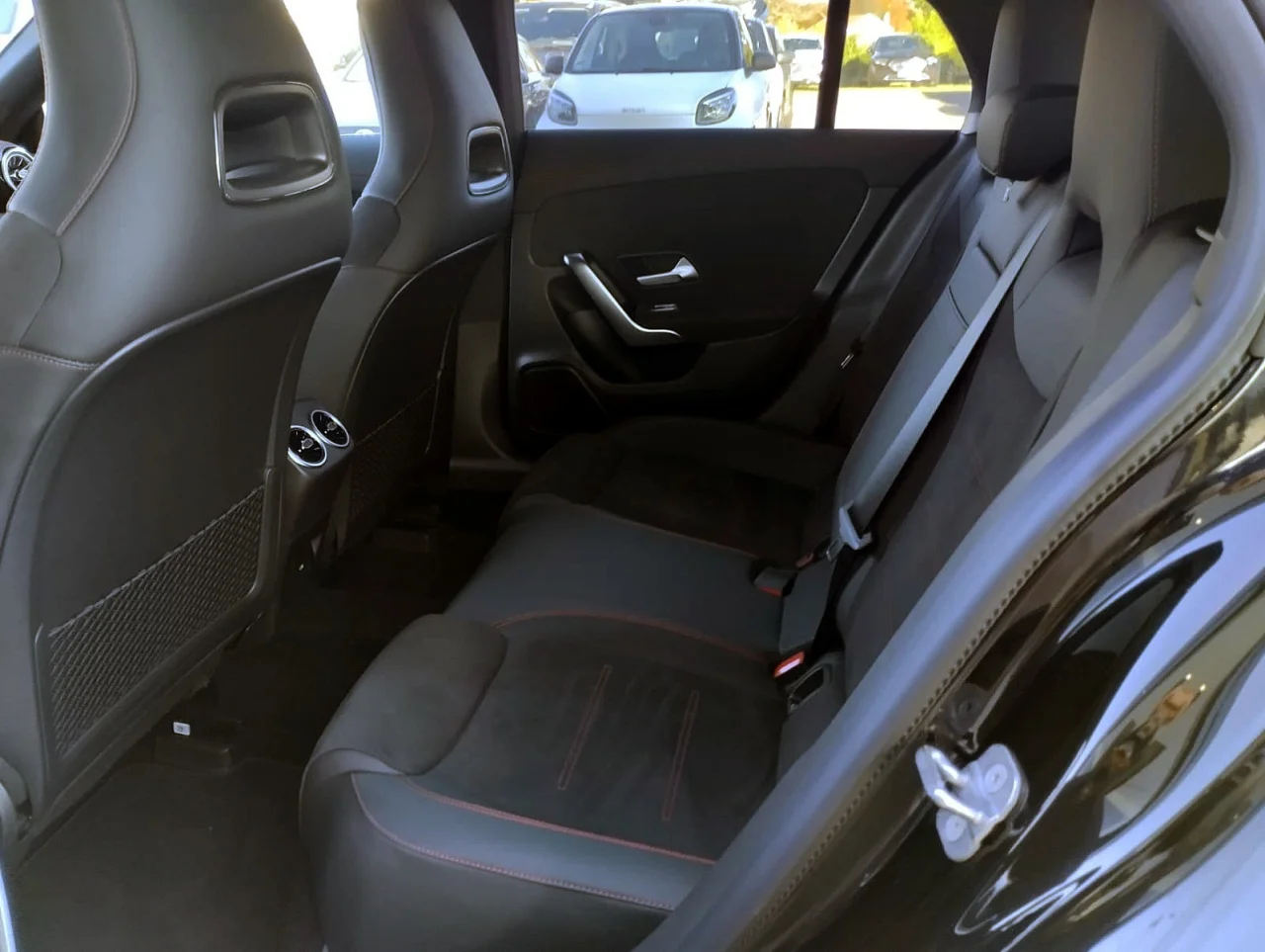 Mercedes Classe CLA 250e Shooting Brake AMG Advanced Plus 3