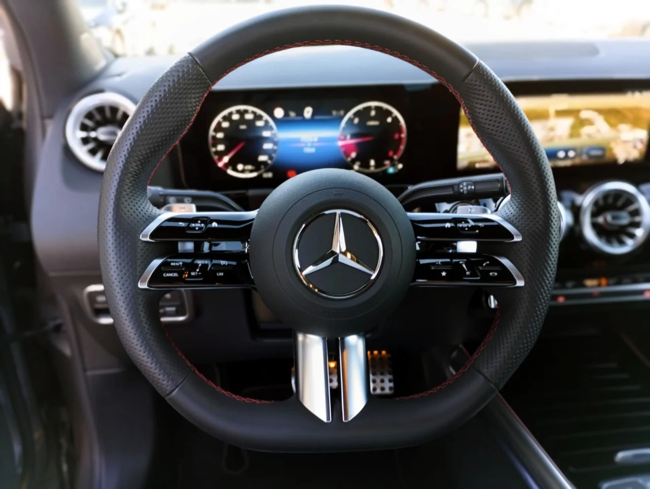 Mercedes Classe GLA 180d AMG Advanced Plus 2