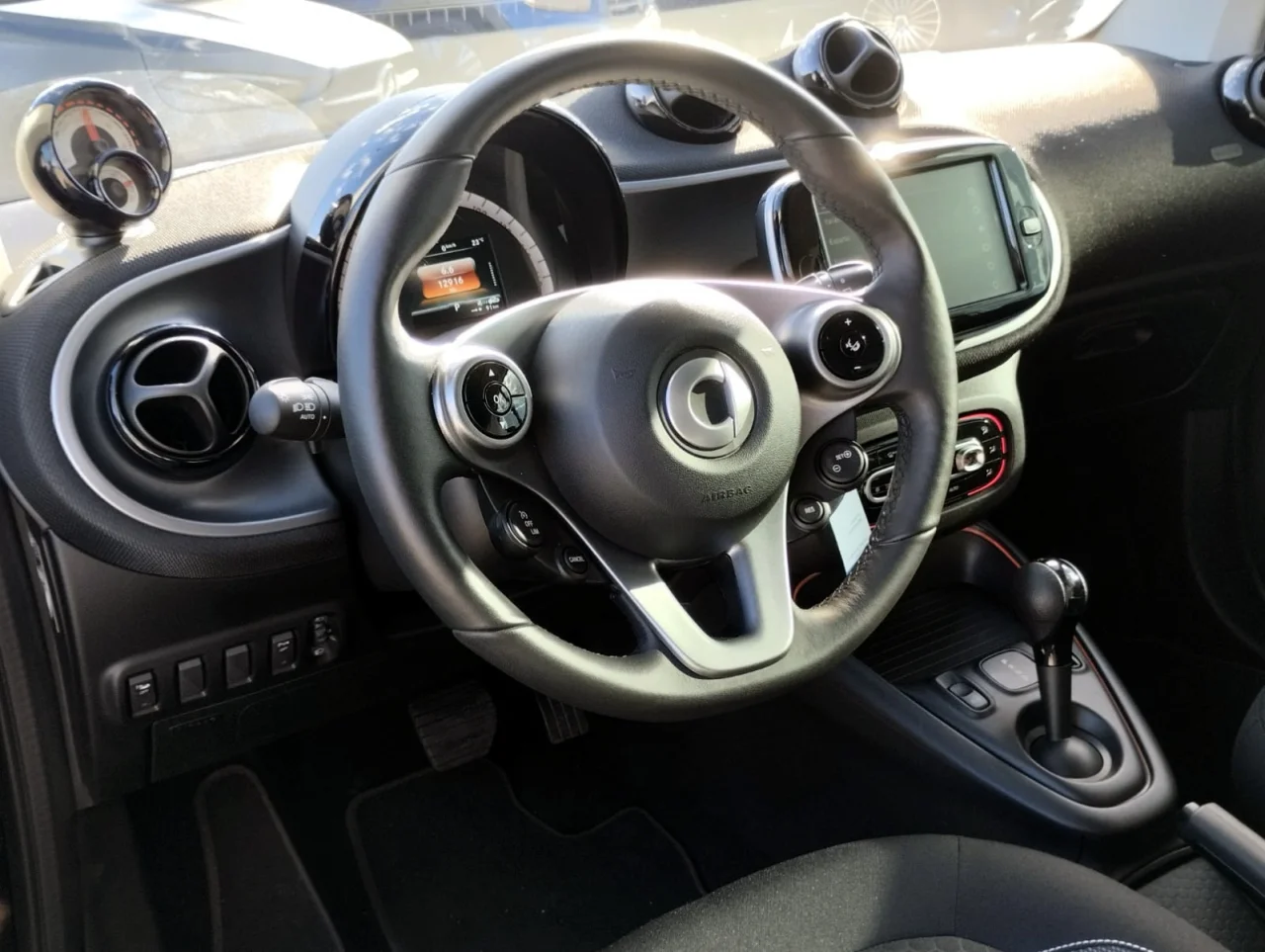 Smart Fortwo EQ Coupe 1