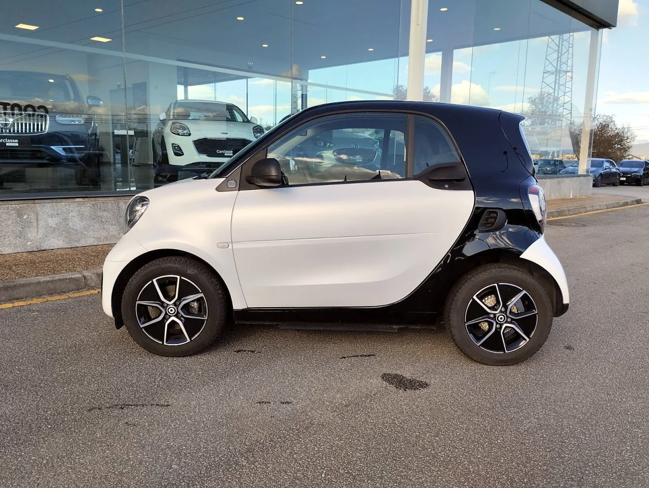 Smart Fortwo EQ Coupe 6