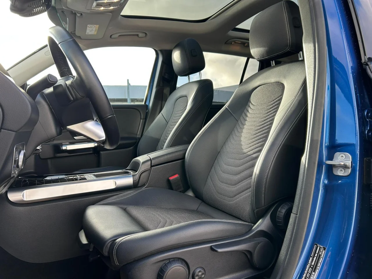 Mercedes Classe GLB 220d Progressive Advanced 7 Lugares 4 Matic 3