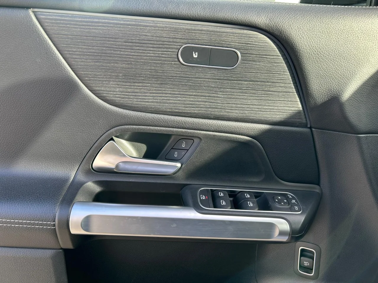 Mercedes Classe GLB 220d Progressive Advanced 7 Lugares 4 Matic 6