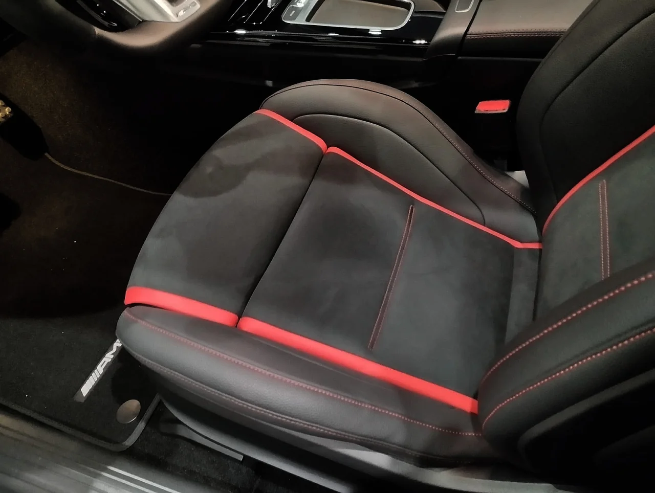 Mercedes Classe A 45 S AMG PREMIUM 4 Matic + 421 CV 10