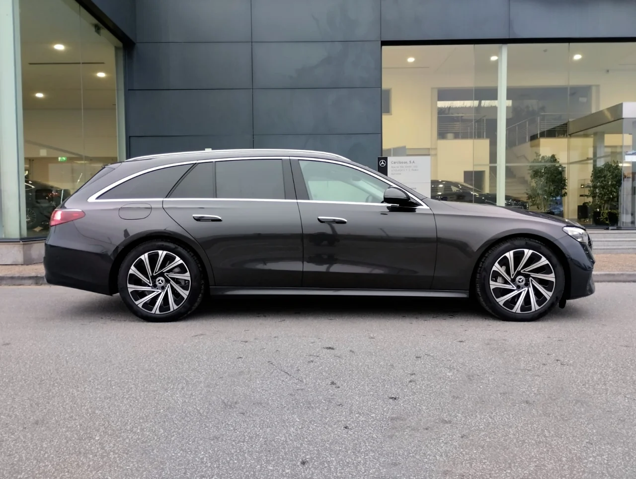 Mercedes Classe E 300de Station Avantgarde Advanced 13