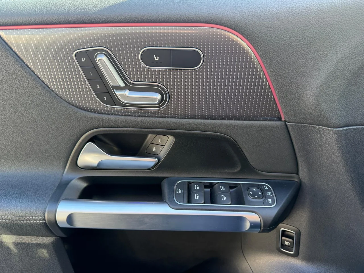 Mercedes Classe EQB 250 AMG 7 Lugares 6