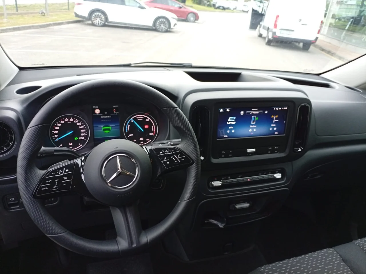 Mercedes eVito 112 Furgão 2