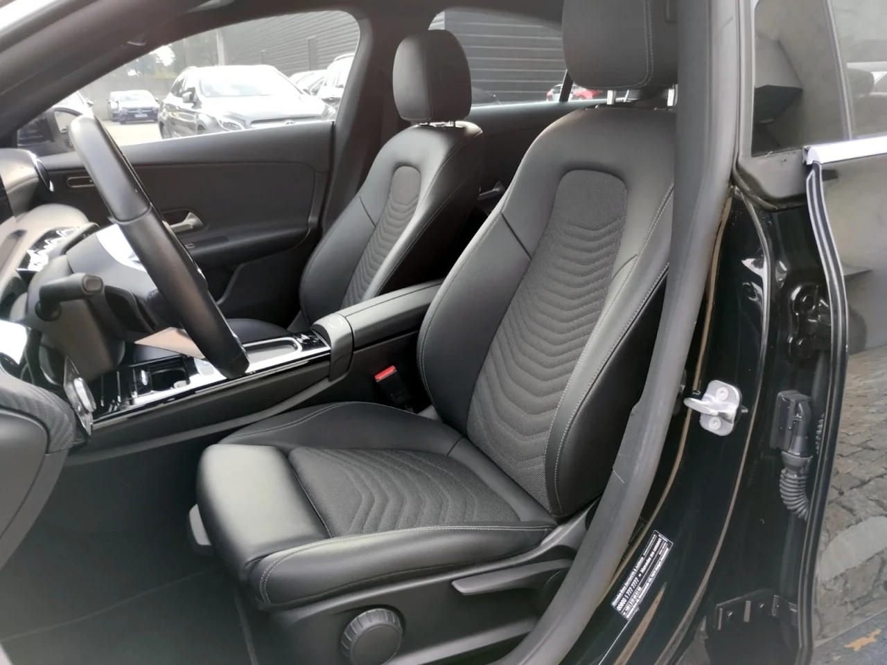 Mercedes Classe CLA 180d Coupé 5