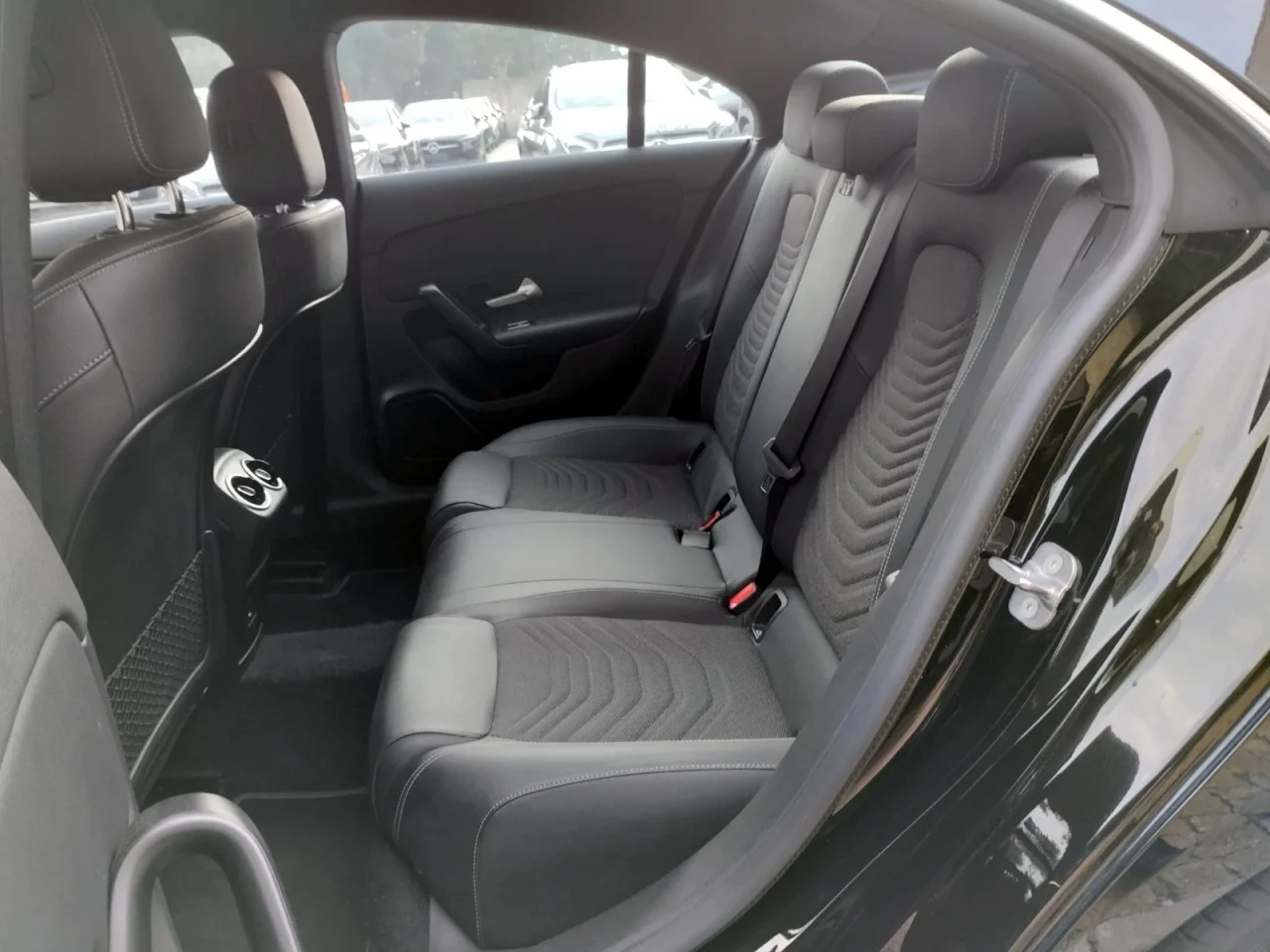 Mercedes Classe CLA 180d Coupé 6