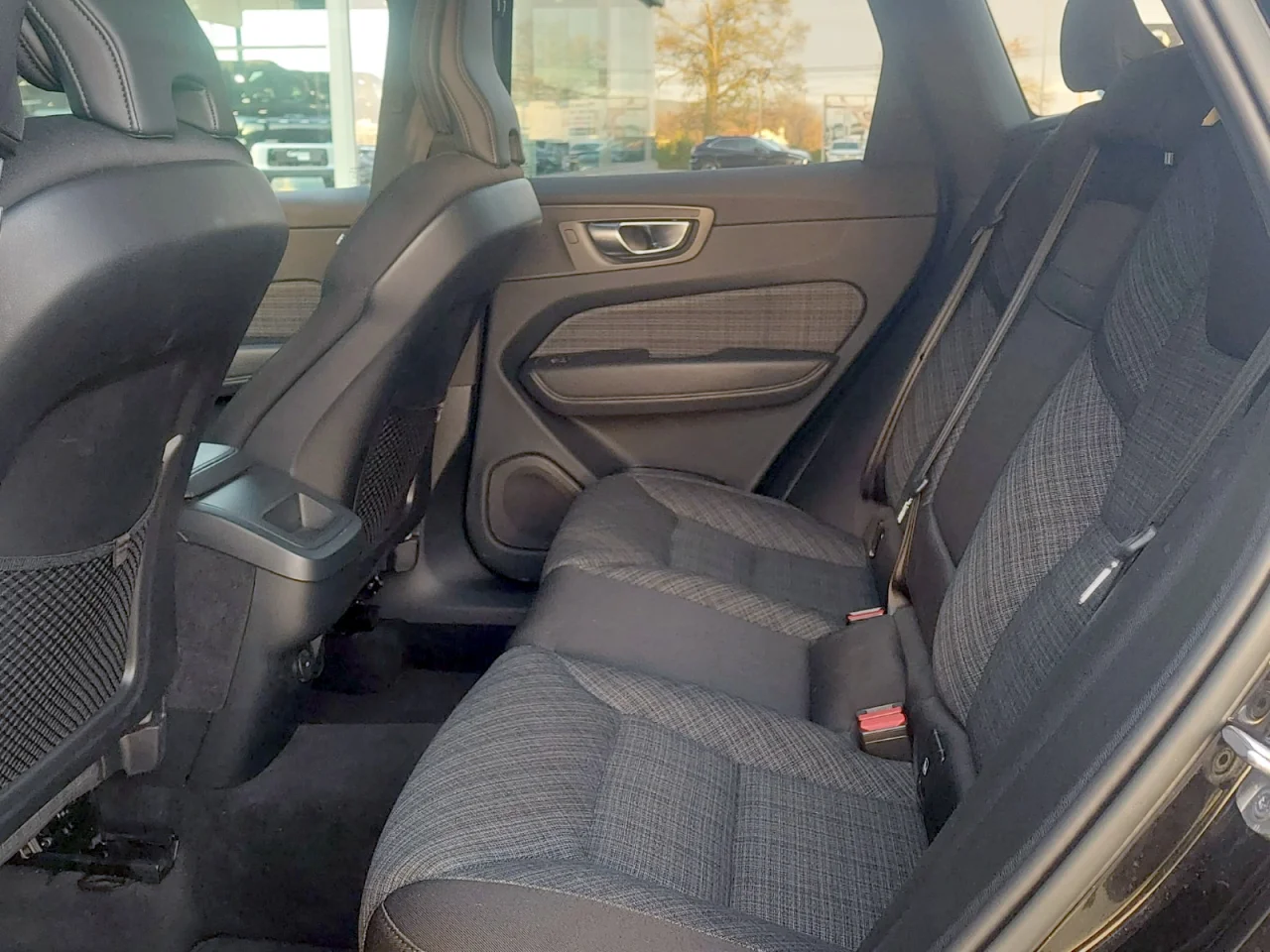 Volvo XC60 B4 Momentum 4