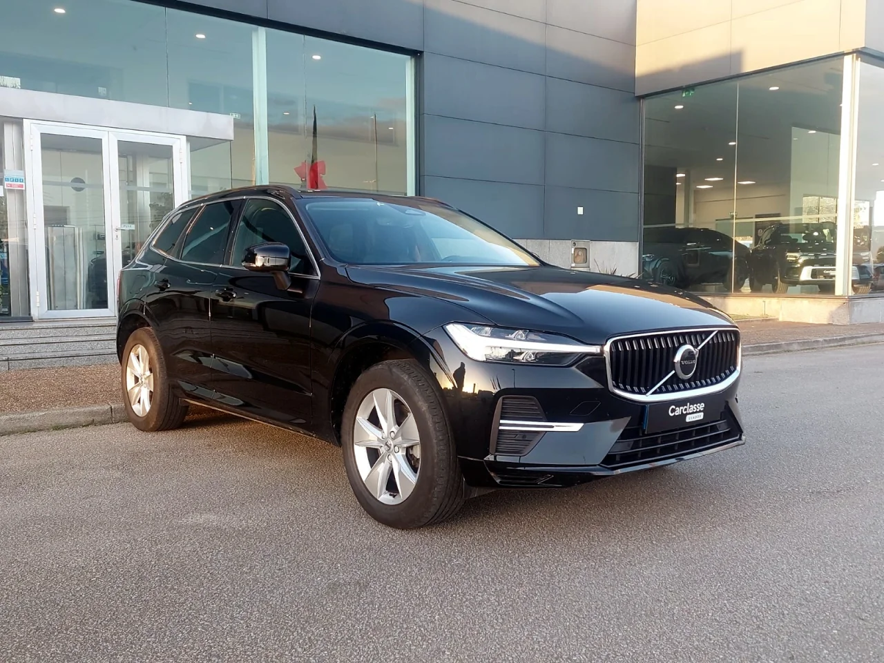 Volvo XC60 B4 Momentum 16