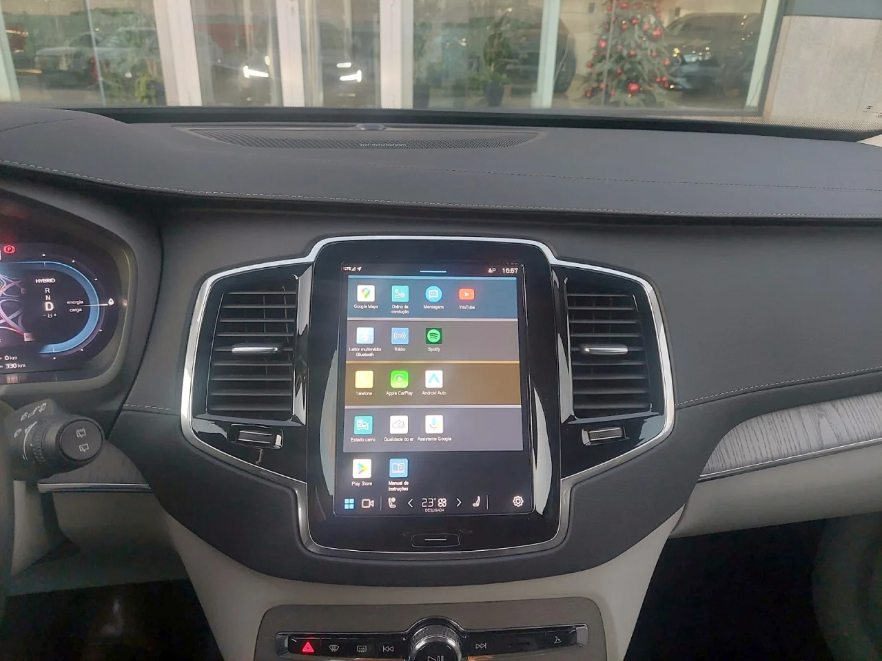 Volvo XC90 Plus Bright T8 PHEV 3