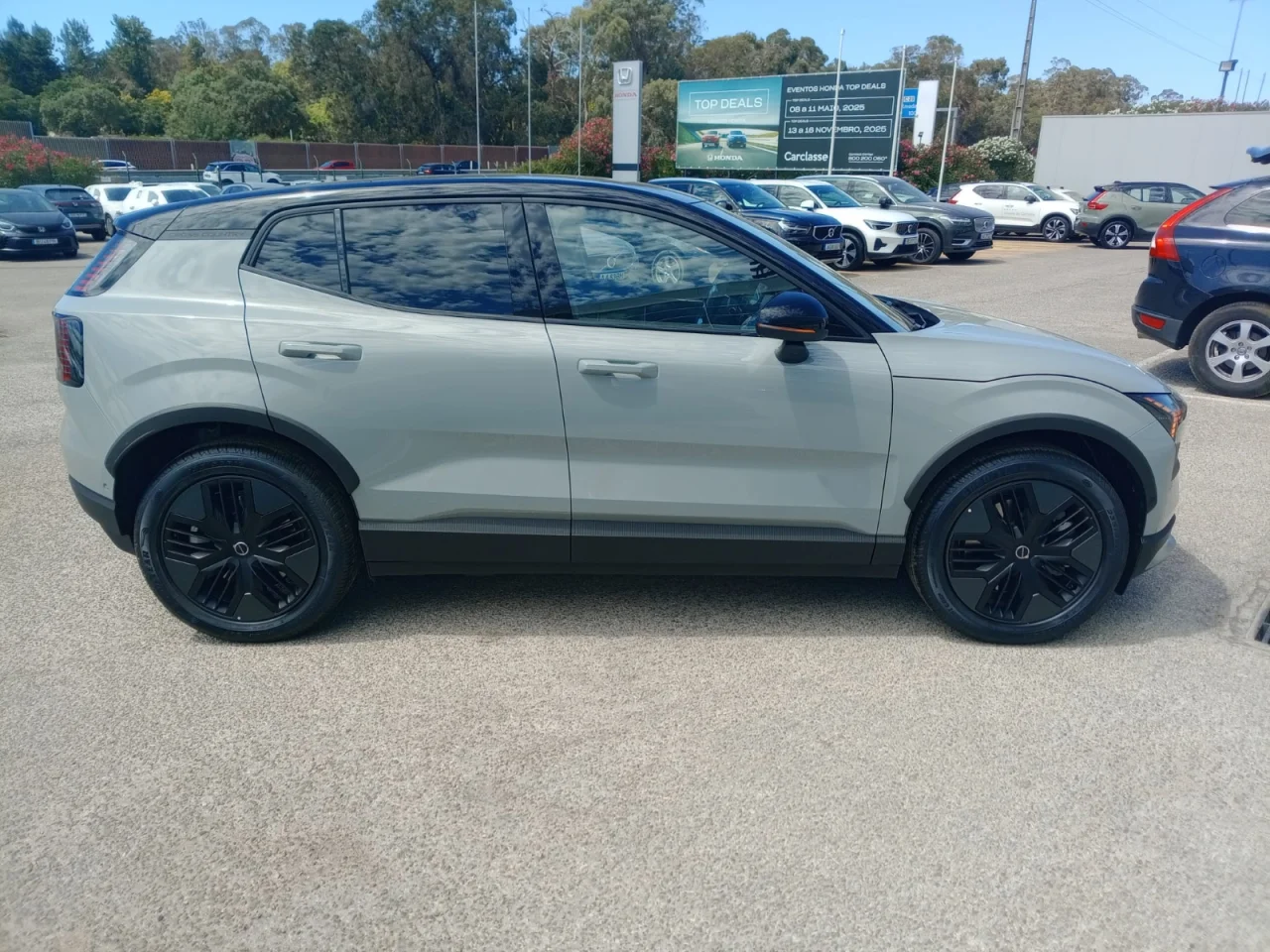 Volvo EX30 Cross Country Ultra Twin Motor Performance 428cv 10