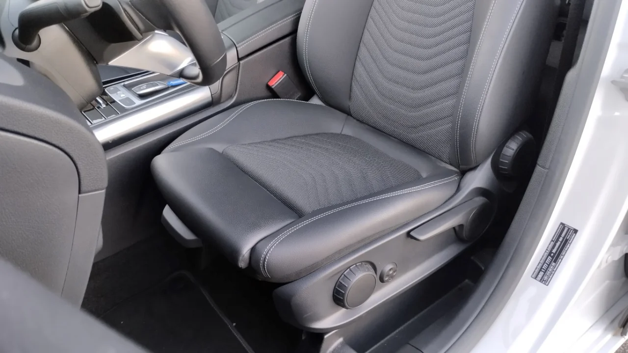 Mercedes B 200d Progressive Automática 3