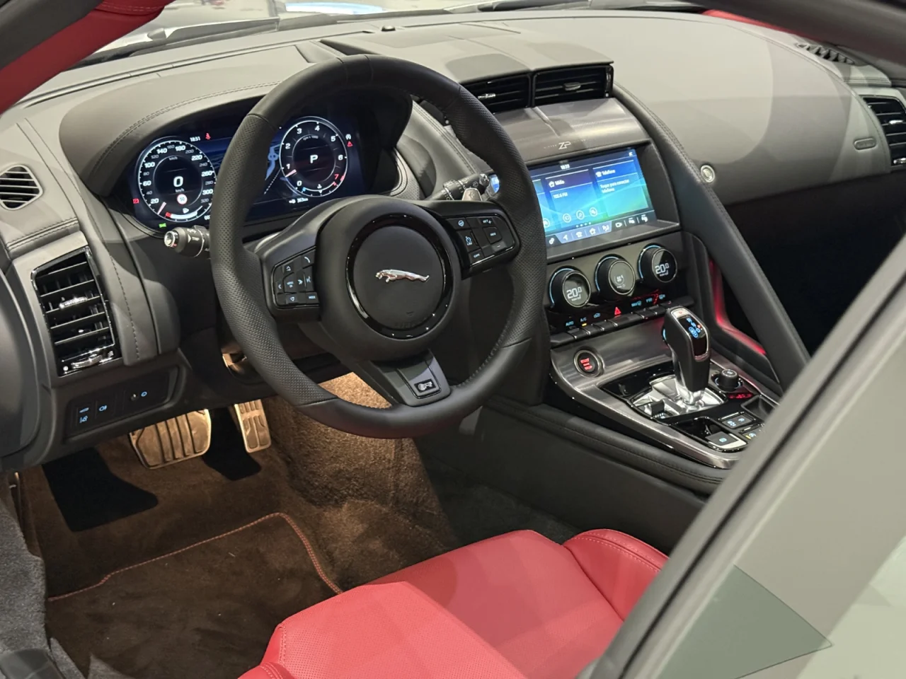 Jaguar F-Type 5.0 V8 S/C R75 AWD 1