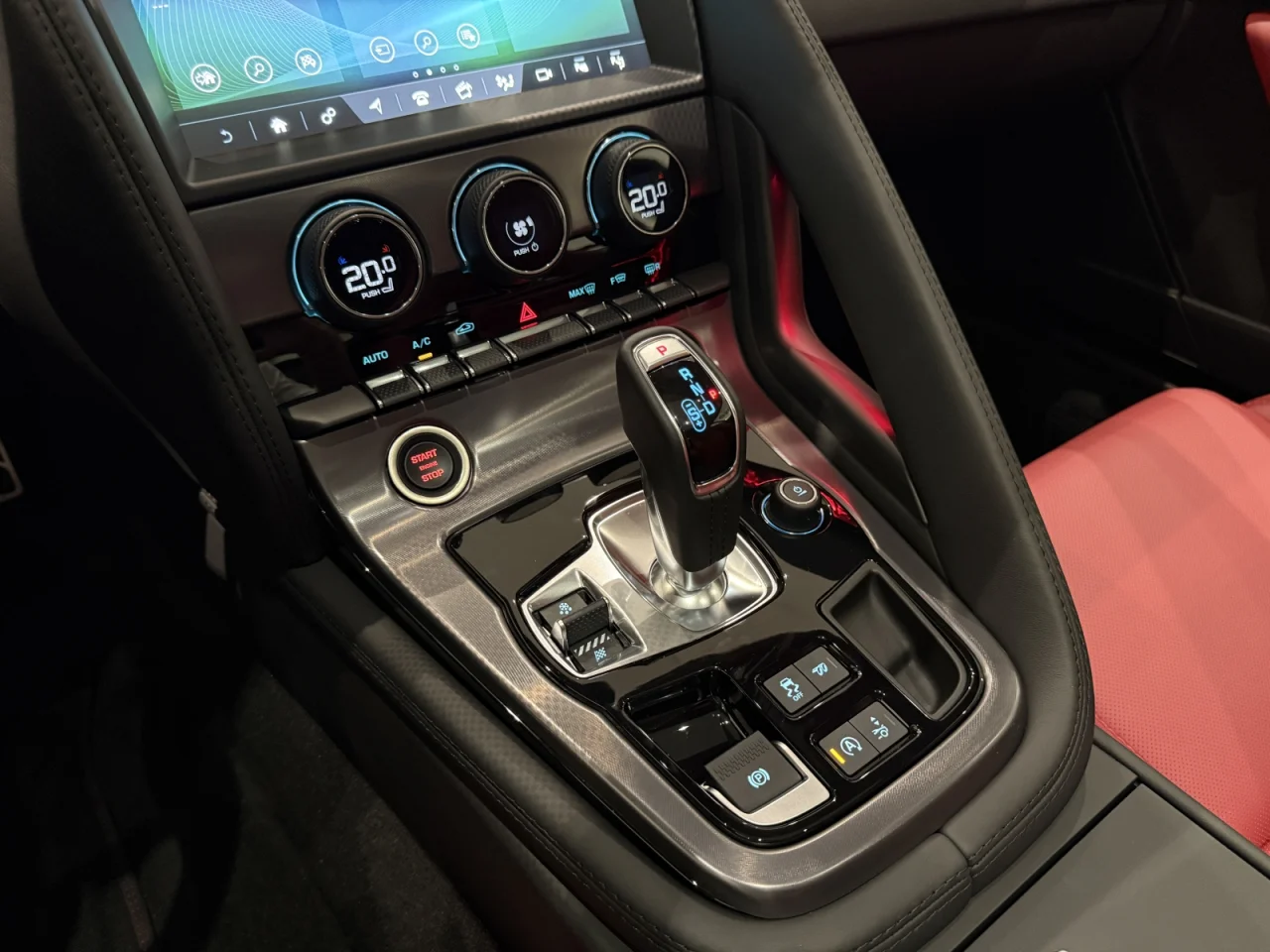 Jaguar F-Type 5.0 V8 S/C R75 AWD 6