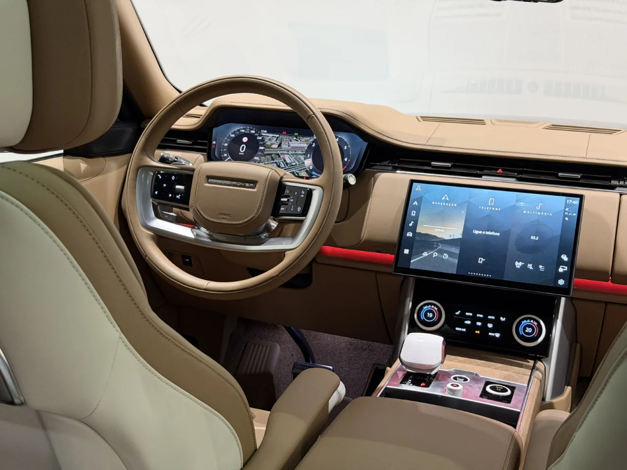 Land Rover Range Rover 4.4 P530 LWB SV 2