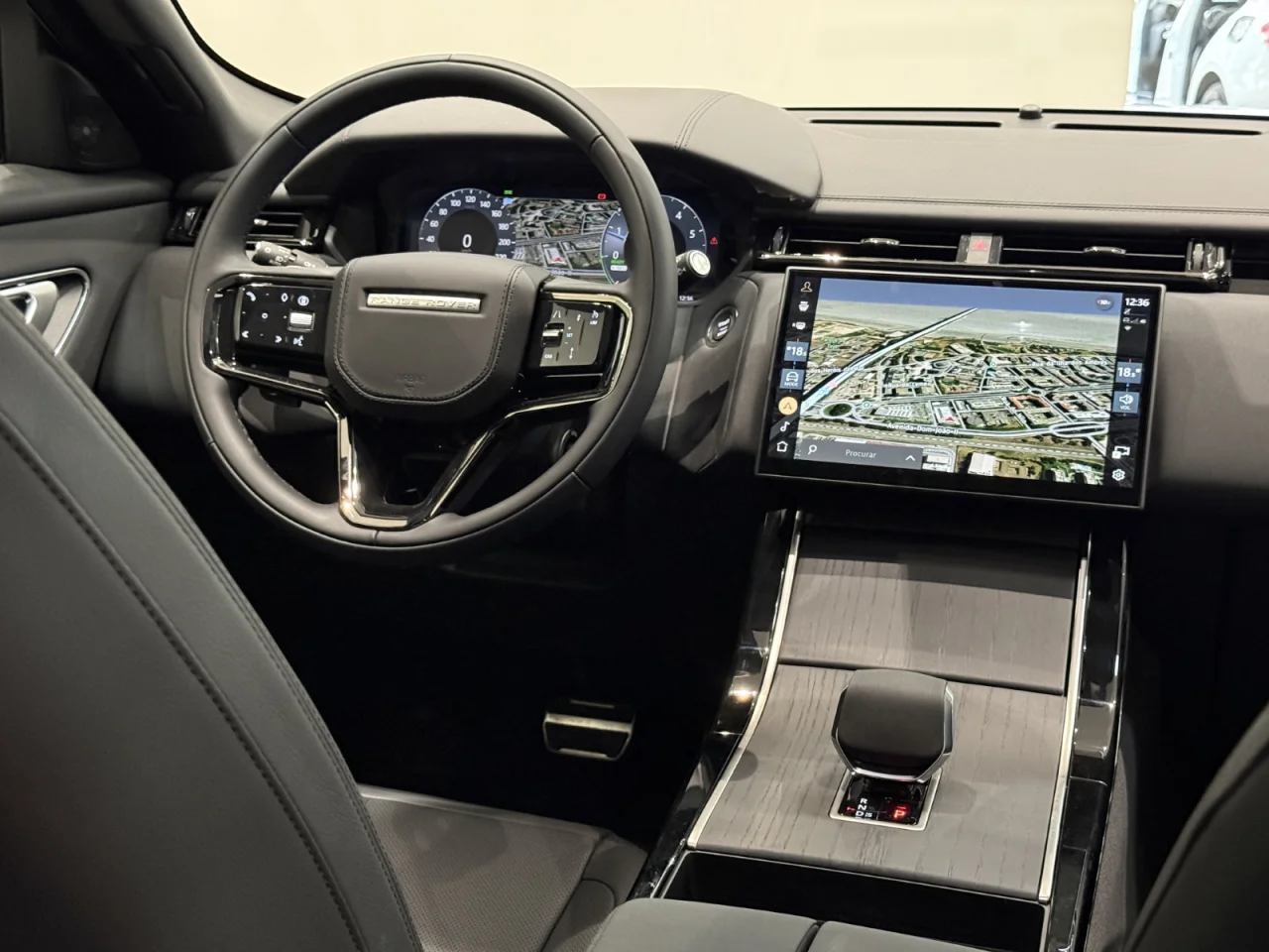 Land Rover Range Rover Velar 2.0 P400e AWD Dynamic SE 2