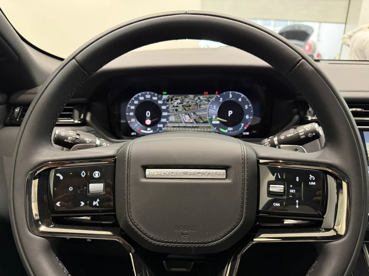 Land Rover Range Rover Velar 2.0 P400e AWD Dynamic SE 4