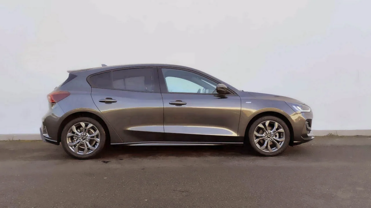 Ford Focus St Line 1.5 Ecoblue - Caixa Automática 8
