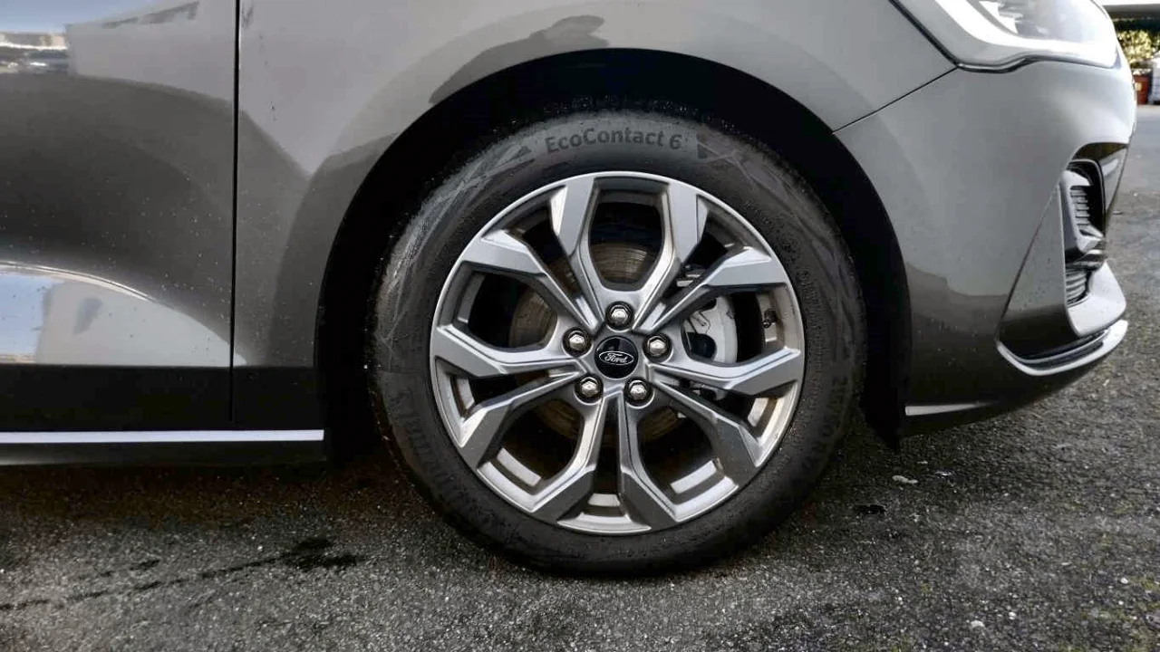 Ford Focus St Line 1.5 Ecoblue - Caixa Automática 13