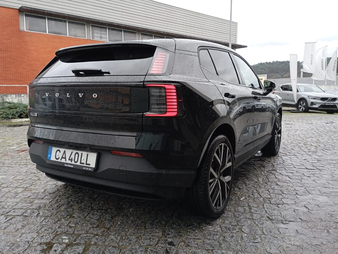 Volvo EX30 Plus Single Motor Extended Range 4