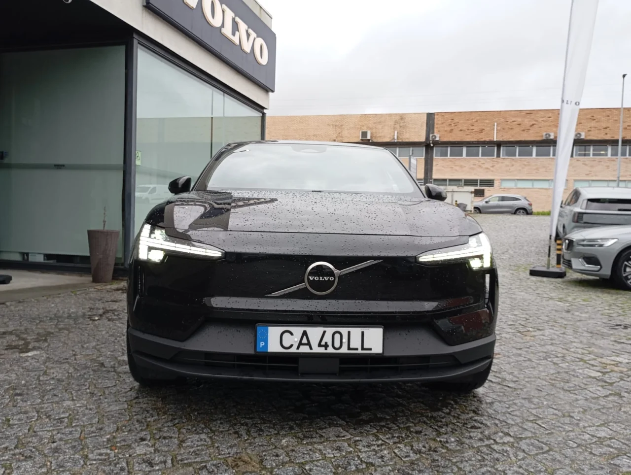 Volvo EX30 Plus Single Motor Extended Range 6