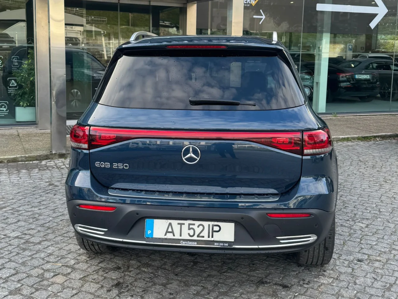 Mercedes Classe EQB 250 Progressive Advanced 7 Lugares 8