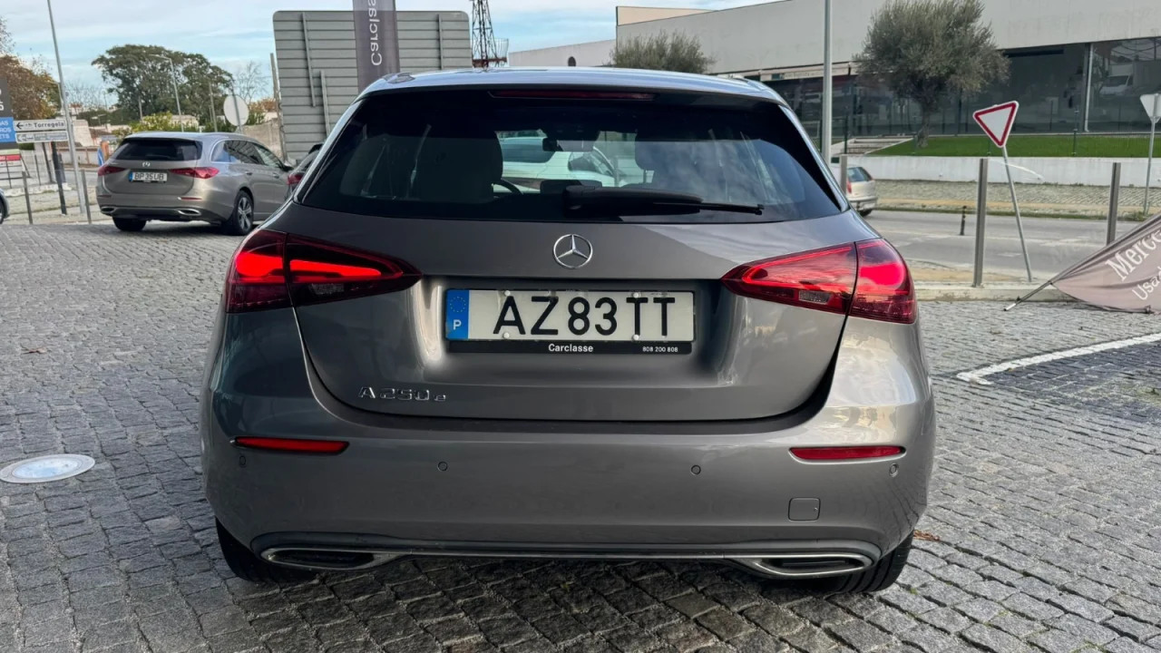 Mercedes Classe A 250e Progressive Advanced 8