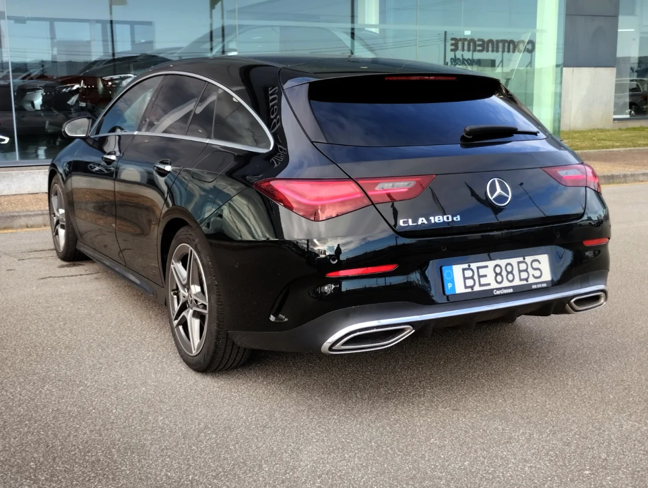 Mercedes Classe CLA 180d Shooting AMG Premium 8