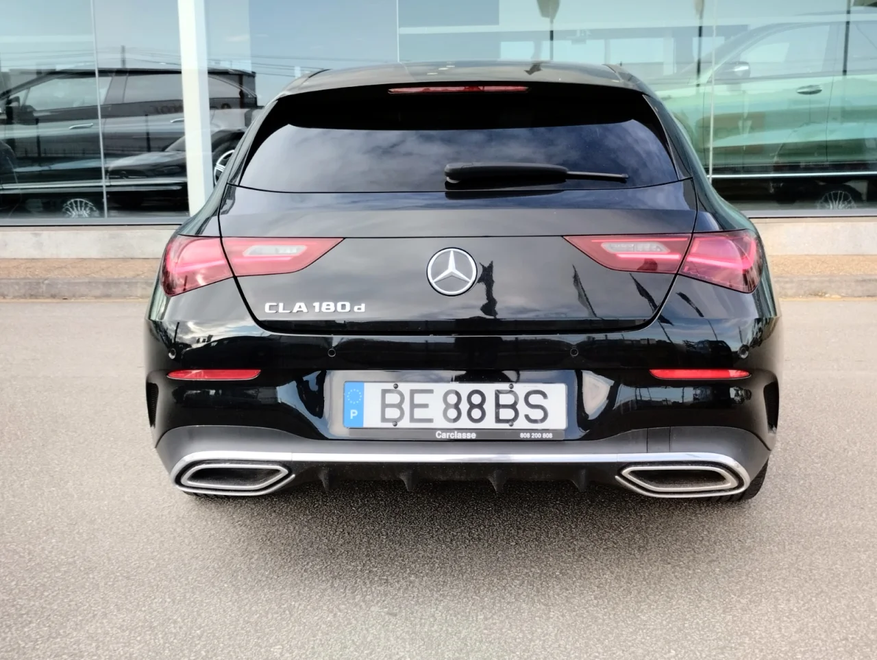 Mercedes Classe CLA 180d Shooting AMG Premium 10