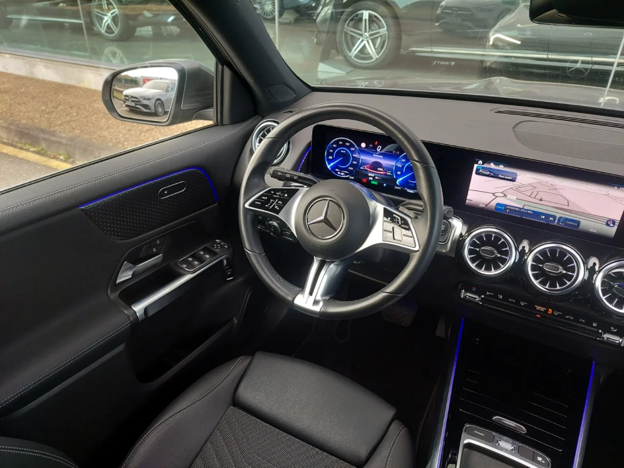 Mercedes Classe EQB 250+ Progressive Advanced 7 Lugares 2