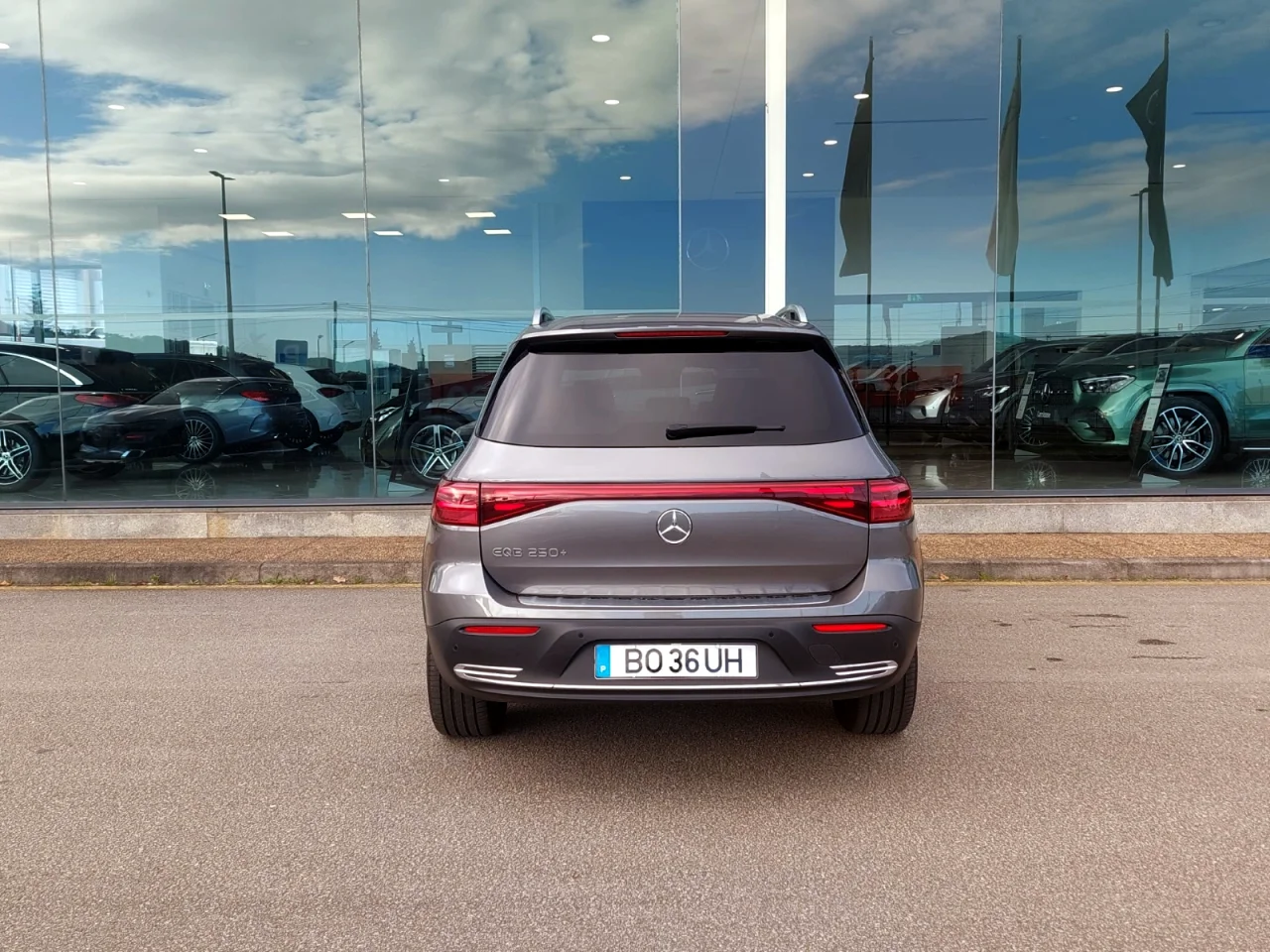 Mercedes Classe EQB 250+ Progressive Advanced 7 Lugares 12