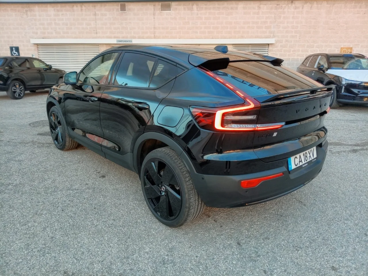 Volvo EC40 Black Edition Single Motor Extended Range 8