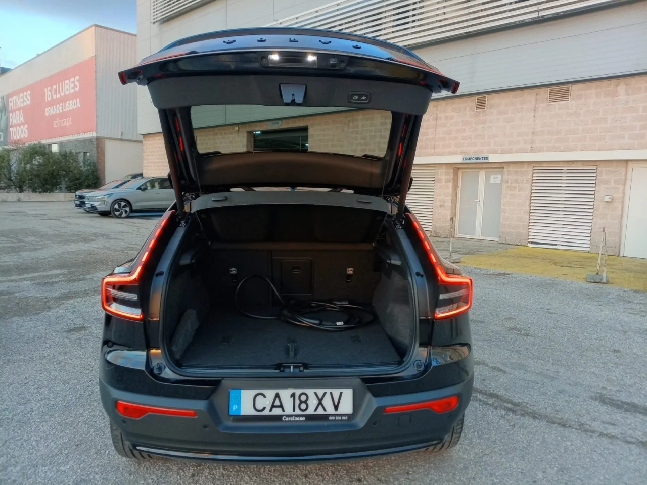 Volvo EC40 Black Edition Single Motor Extended Range 11