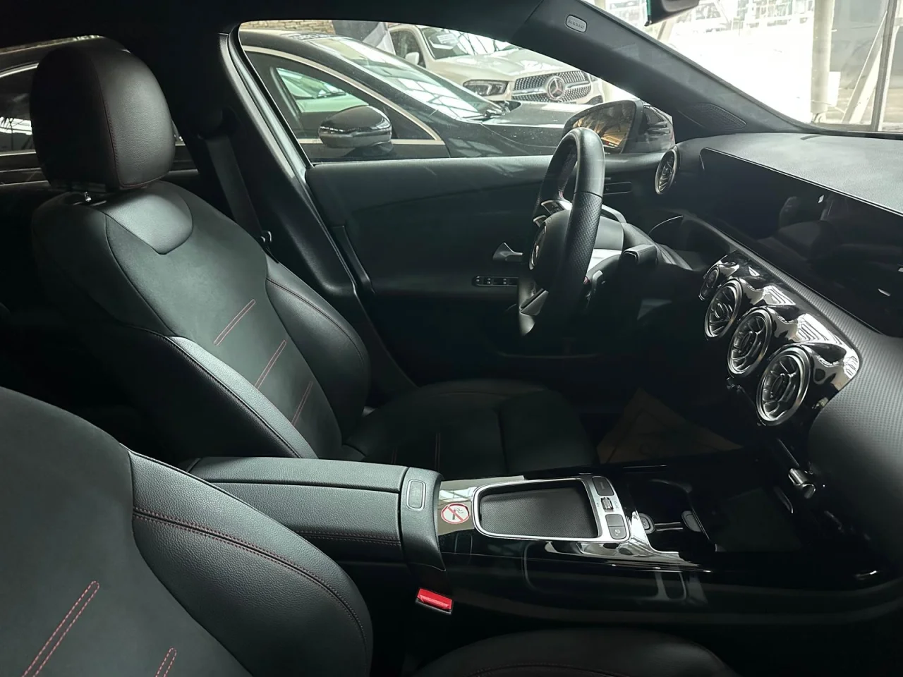 Mercedes Classe A 180d AMG Advanced Plus Limousine 1