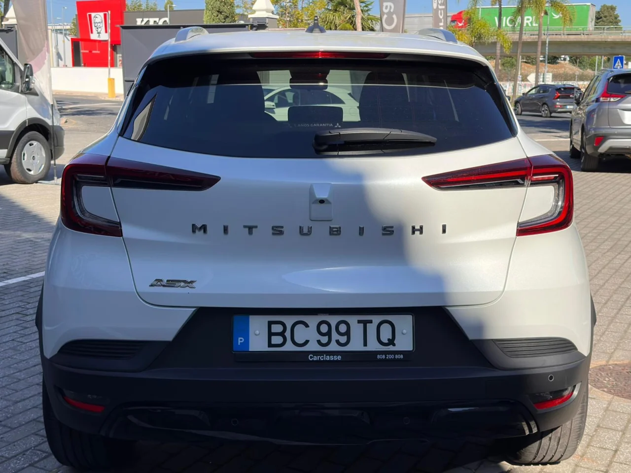 Mitsubishi ASX Invite 8