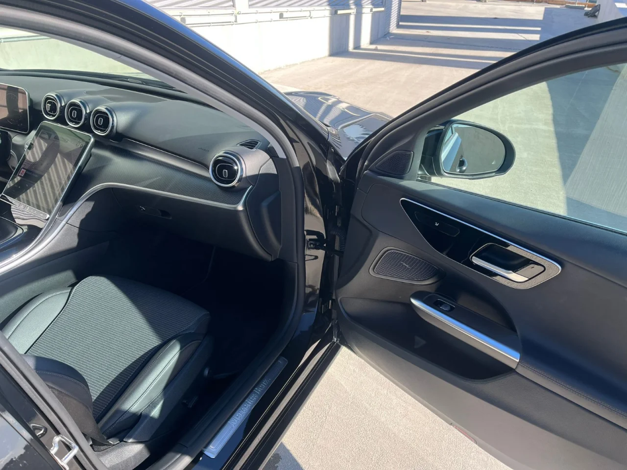 Mercedes Classe C 300e Limousine Avantgarde 2