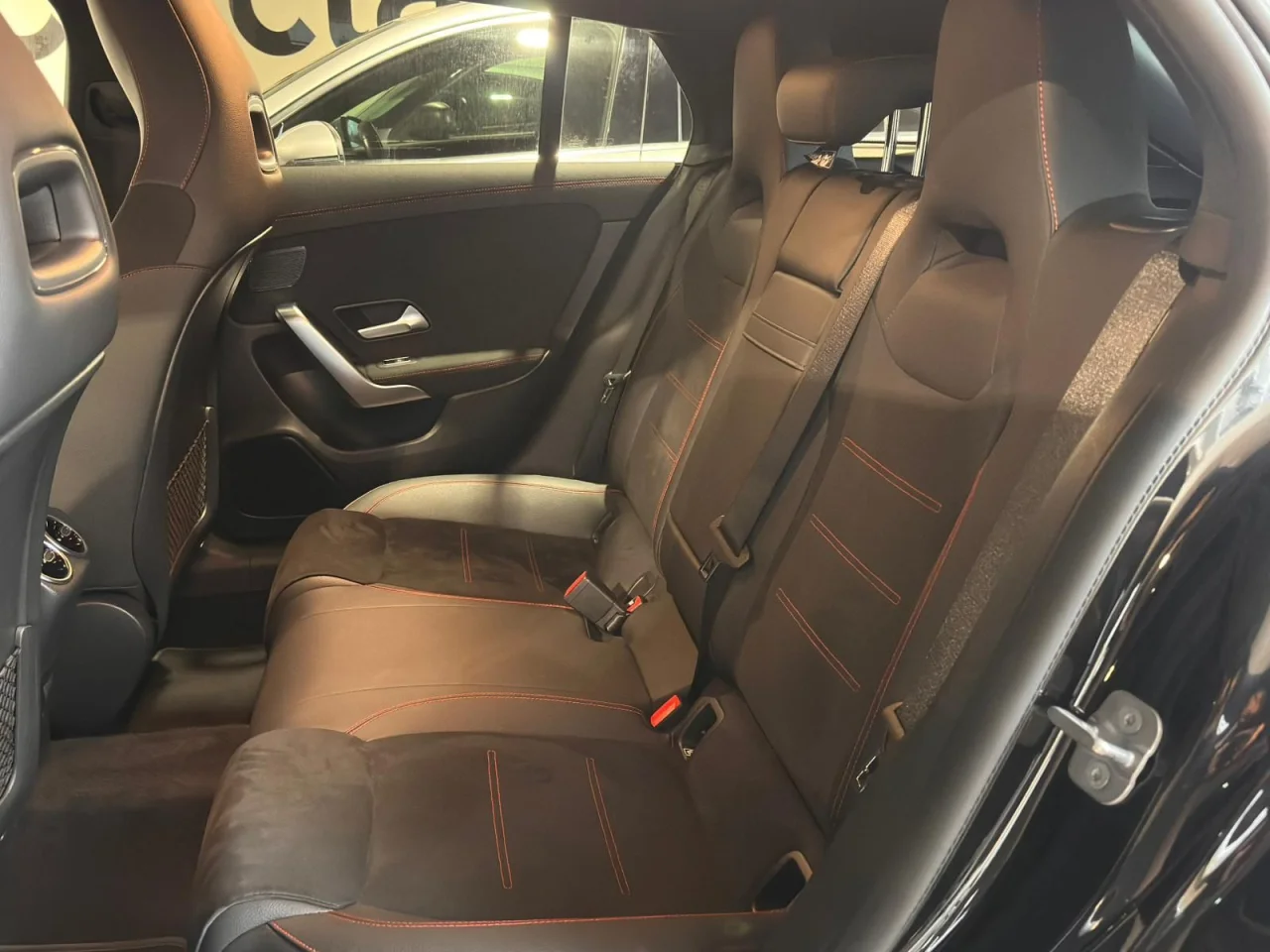 Mercedes Classe CLA 180d Shooting Brake AMG Premium 4