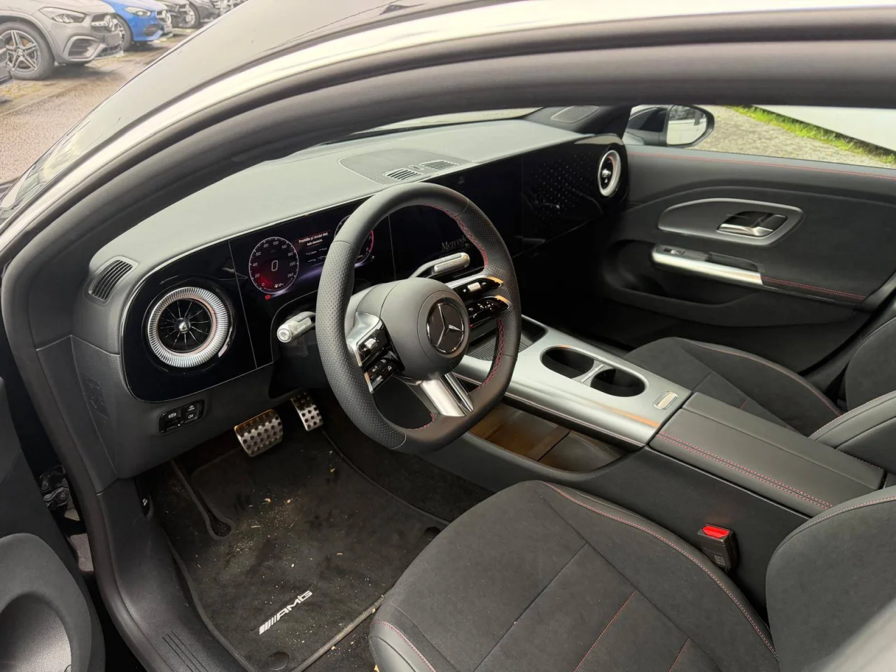 Mercedes Classe CLA 180 AMG Coupé 1