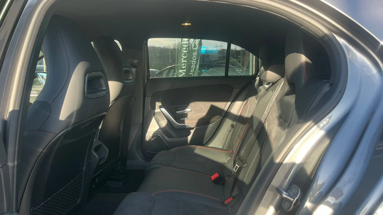 Mercedes Classe A 180d AMG Advanced 4