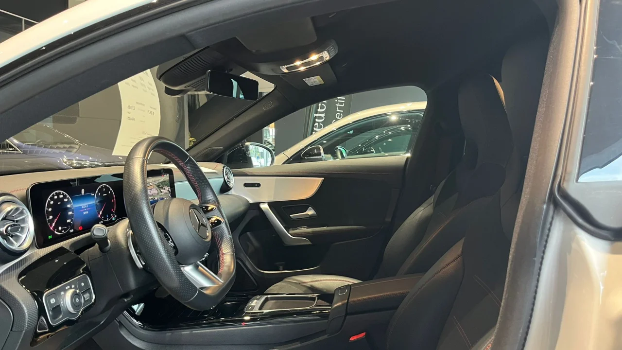 Mercedes Classe CLA 180d Shooting Brake AMG Advanced Plus 2