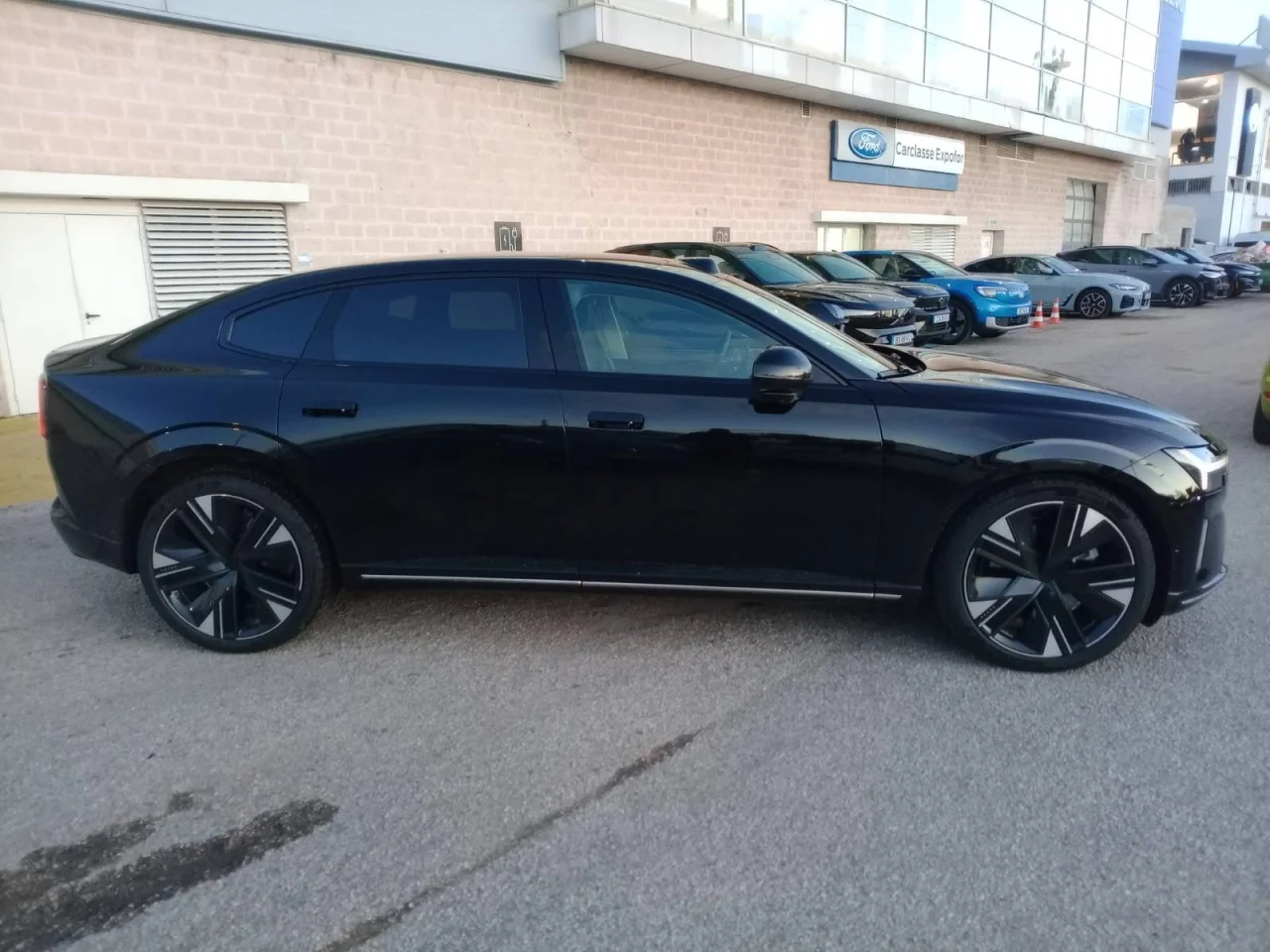 Volvo ES90 	Ultra Single Motor Extended Range RWD 333cv 12